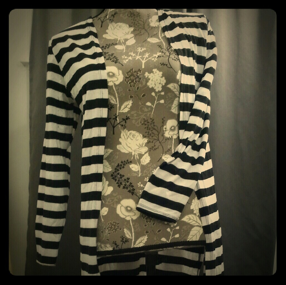 Spring sweater - Picture 2 of 5